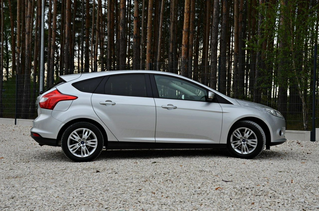 Ford Focus - Zdjęcie 24