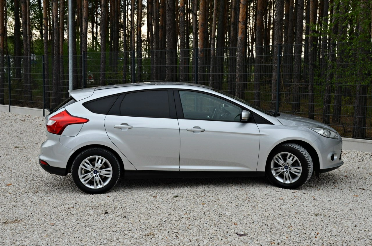 Ford Focus - Zdjęcie 25