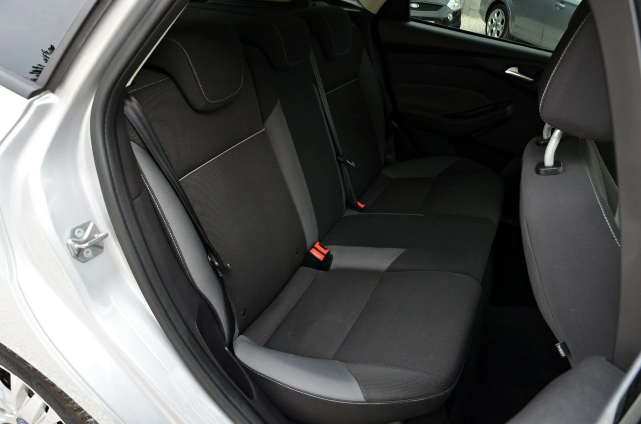 Ford Focus - Zdjęcie 33