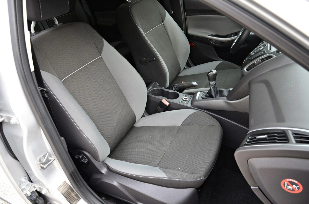 Ford Focus - Zdjęcie 37