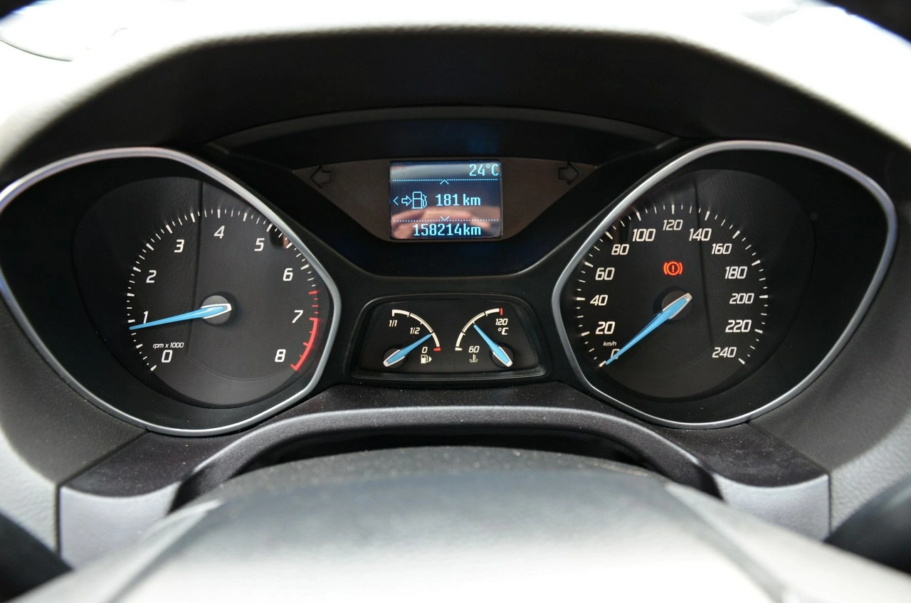 Ford Focus - Zdjęcie 8