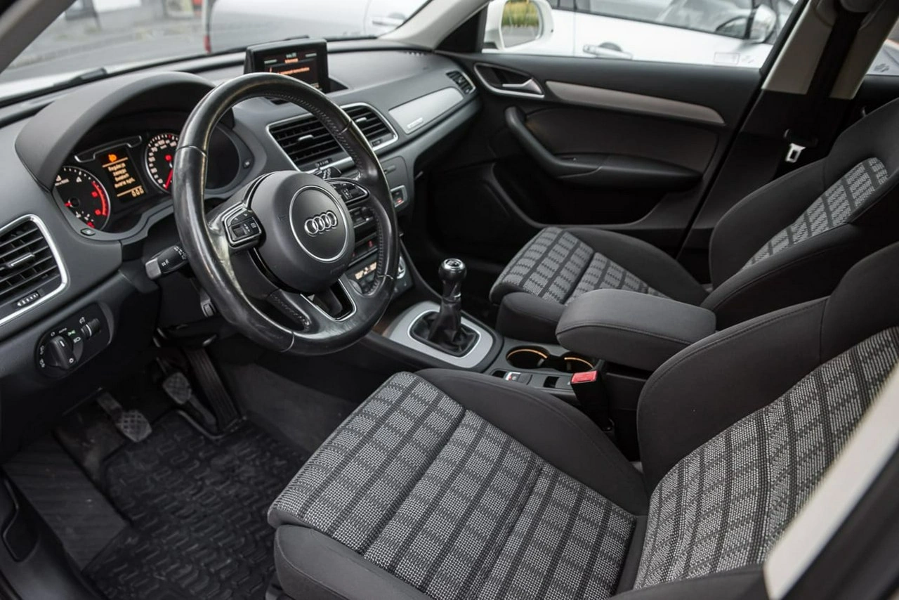 Audi Q3 - Zdjęcie 3