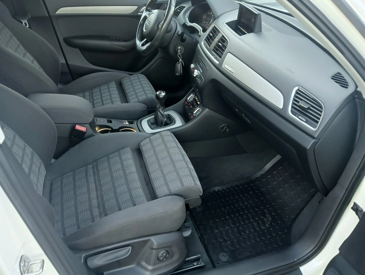 Audi Q3 - Zdjęcie 7