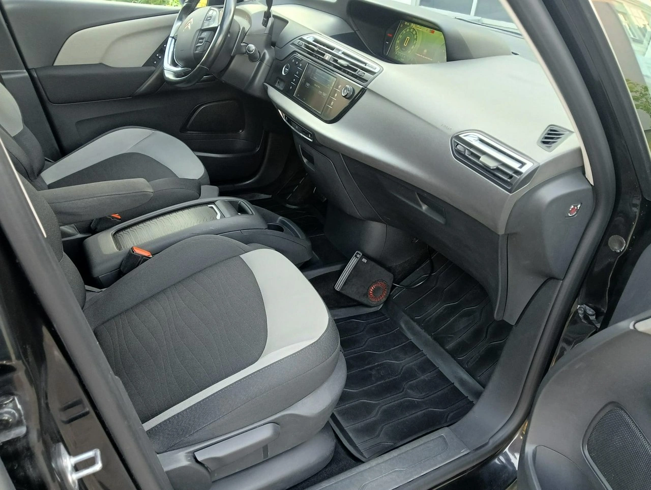 Citroën C4 Grand Picasso - Zdjęcie 28