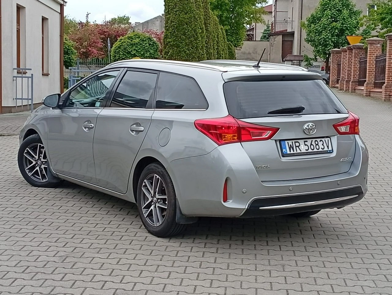Toyota Auris - Zdjęcie 14