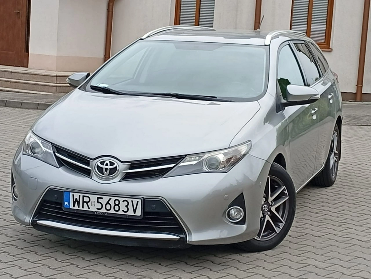 Toyota Auris - Główne zdjęcie