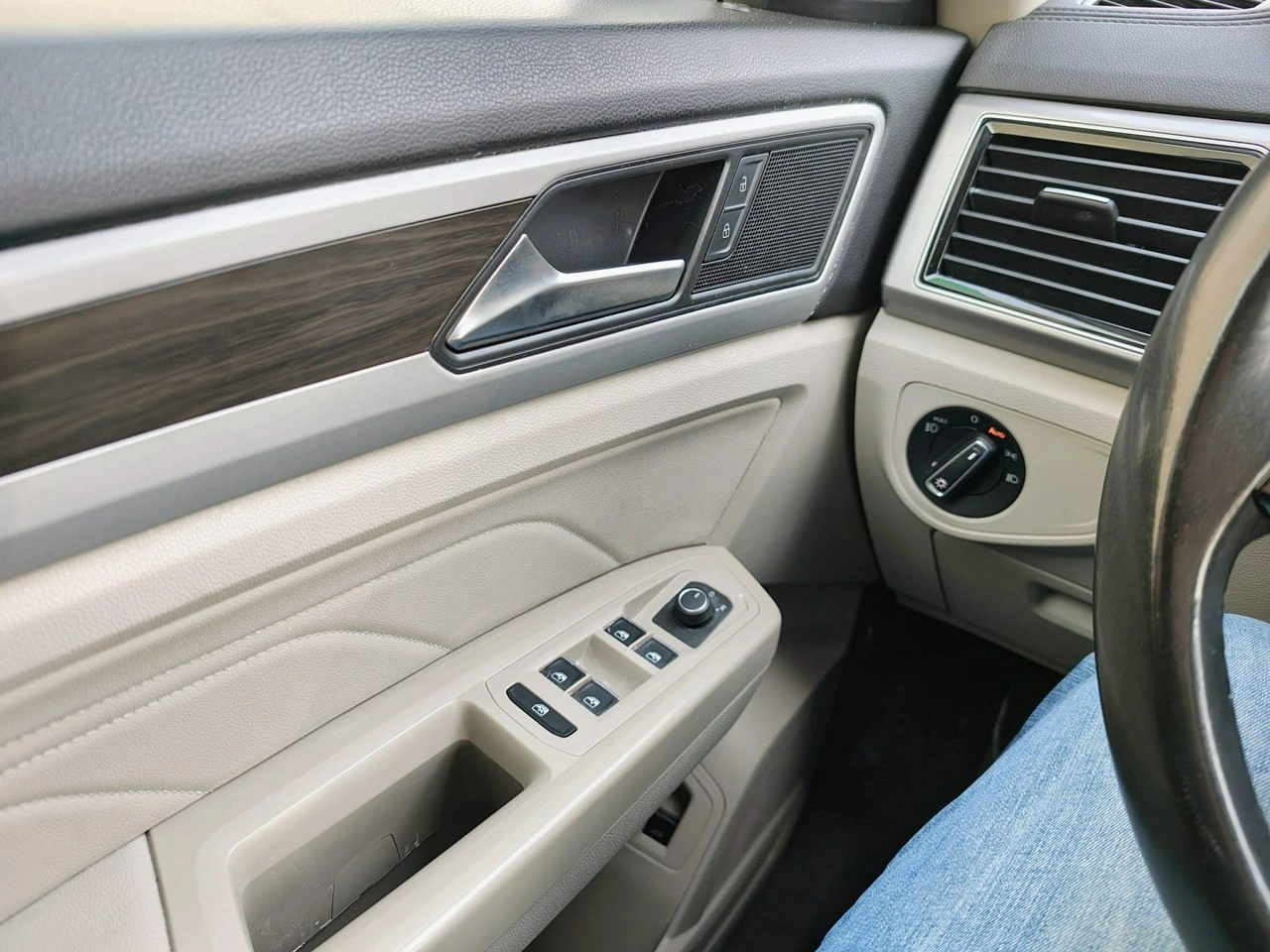 Volkswagen Atlas - Zdjęcie 8