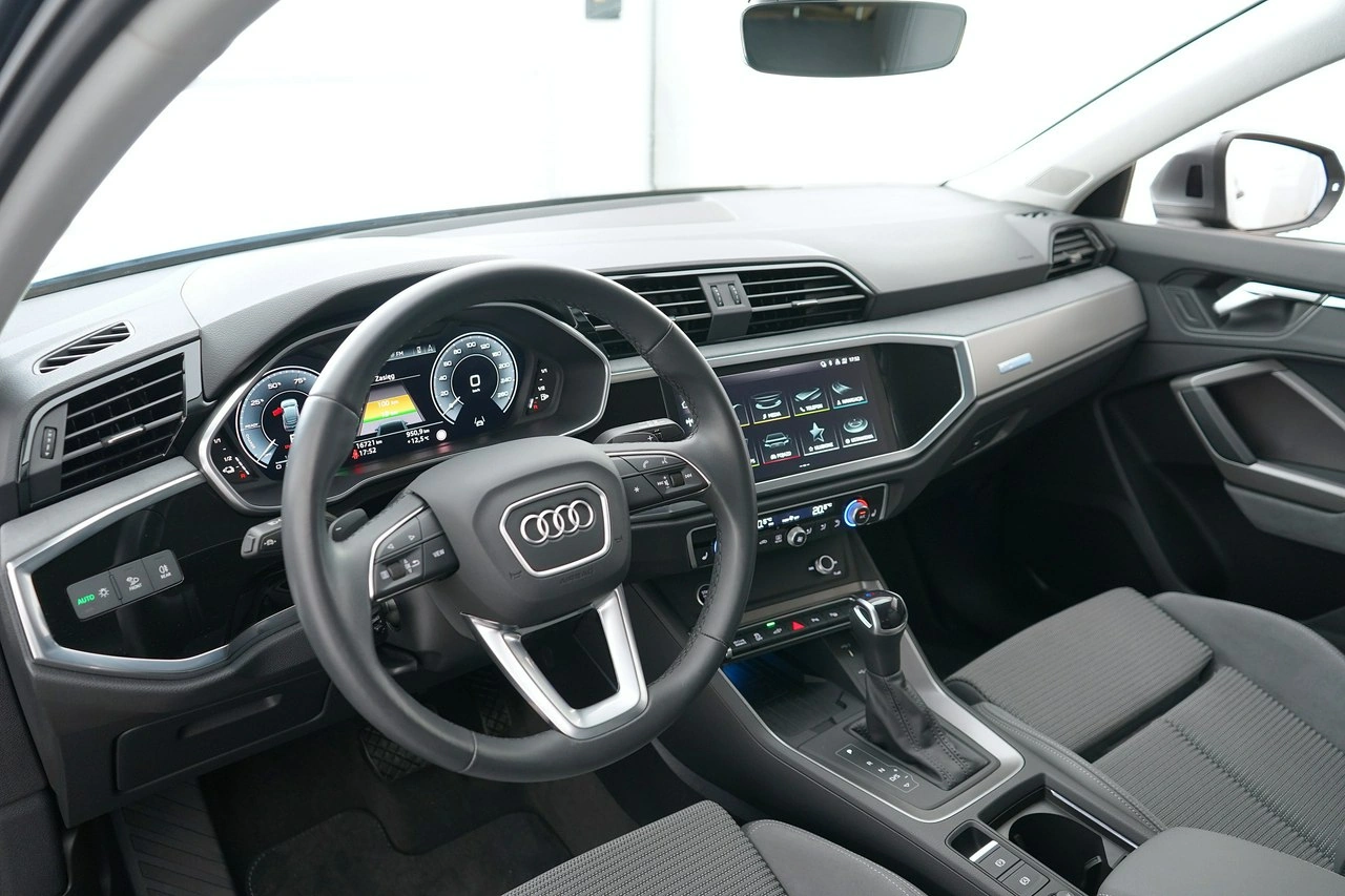 Audi Q3 - Zdjęcie 16