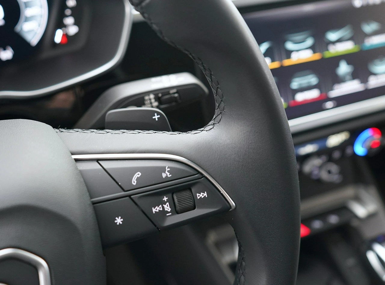 Audi Q3 - Zdjęcie 17