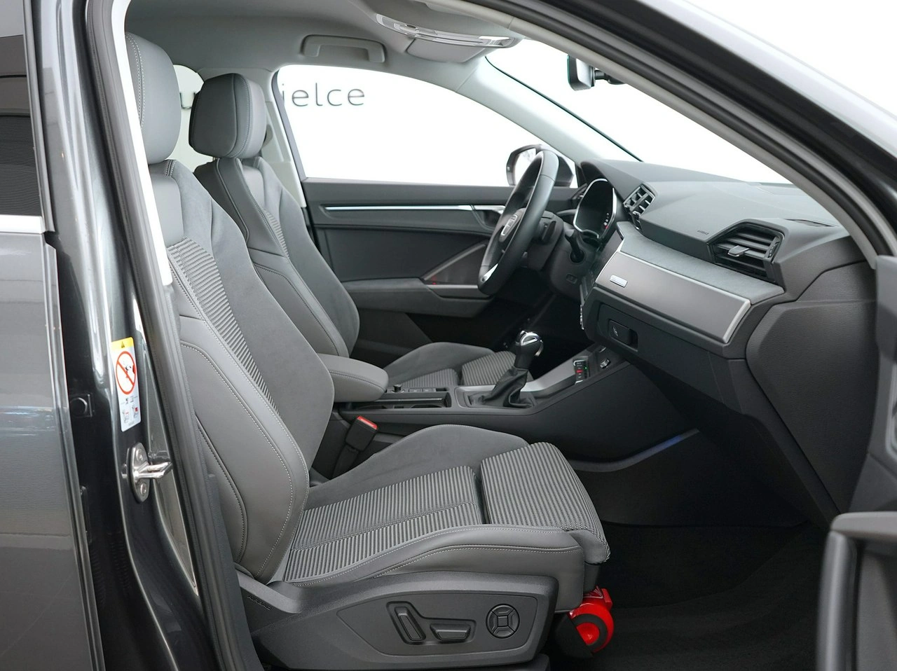 Audi Q3 - Zdjęcie 24