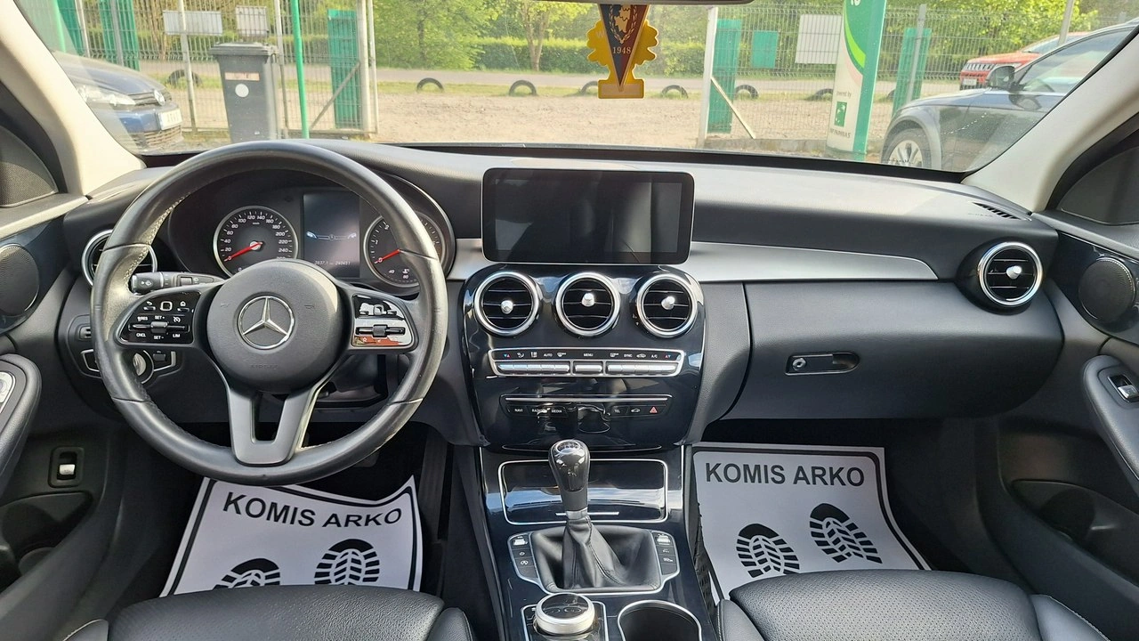 Mercedes C 180 - Zdjęcie 10
