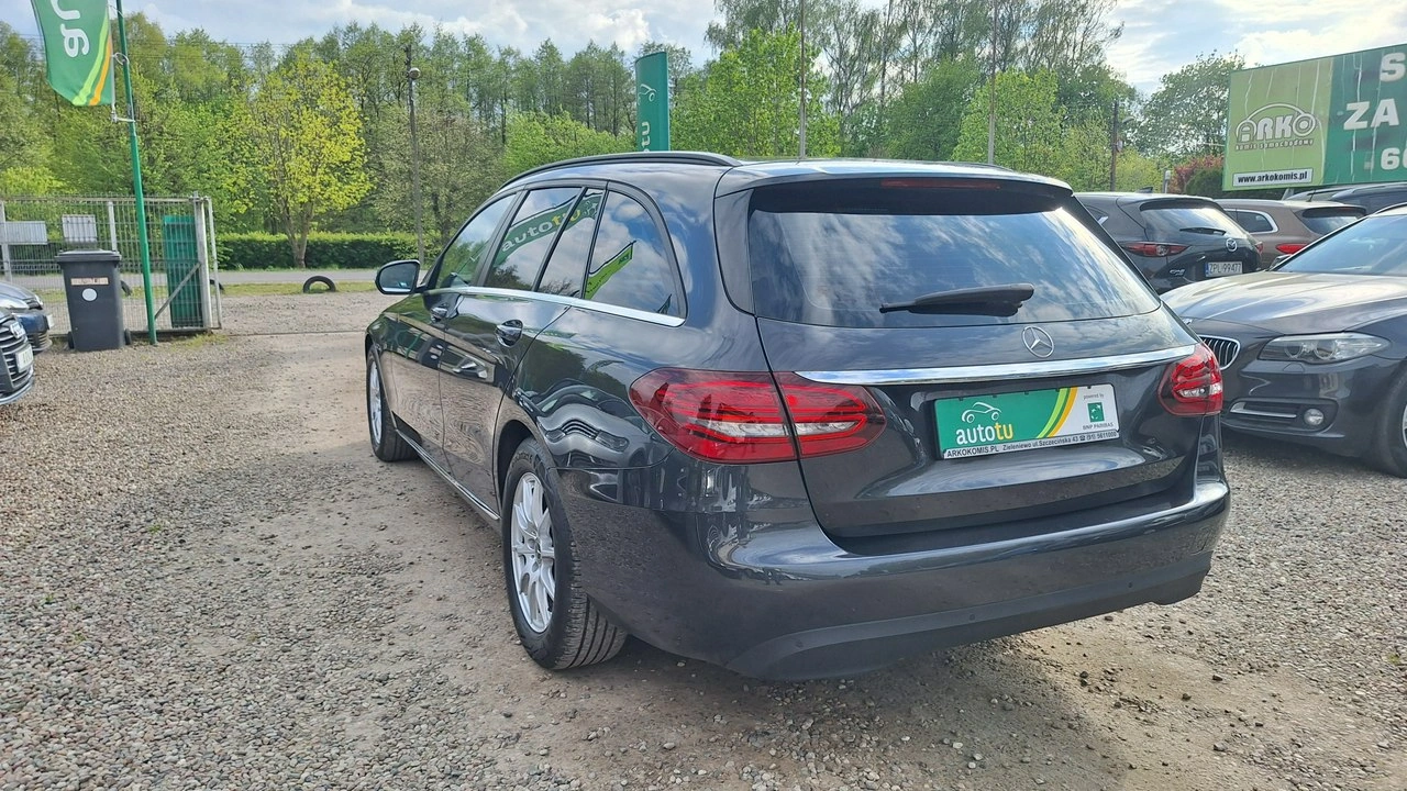 Mercedes C 180 - Zdjęcie 1
