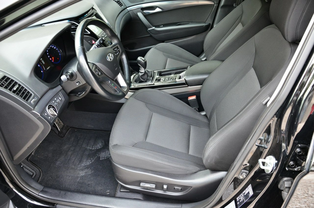 Hyundai i40 - Zdjęcie 27