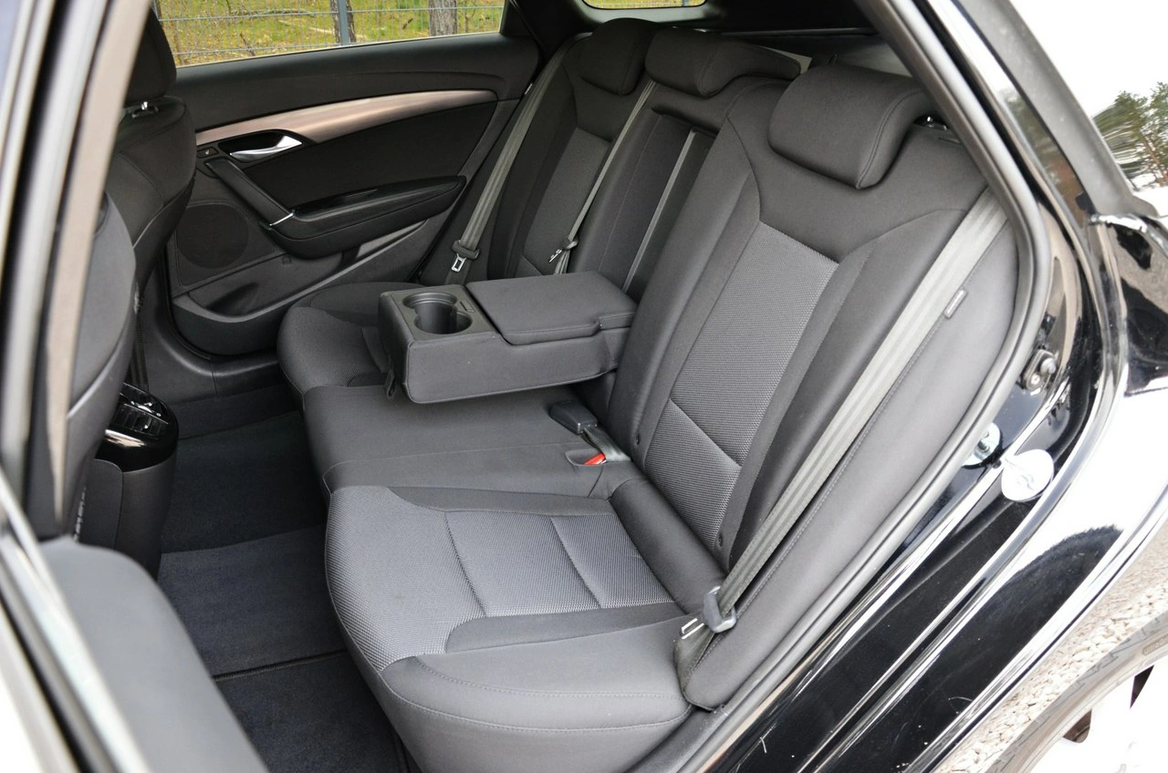 Hyundai i40 - Zdjęcie 30