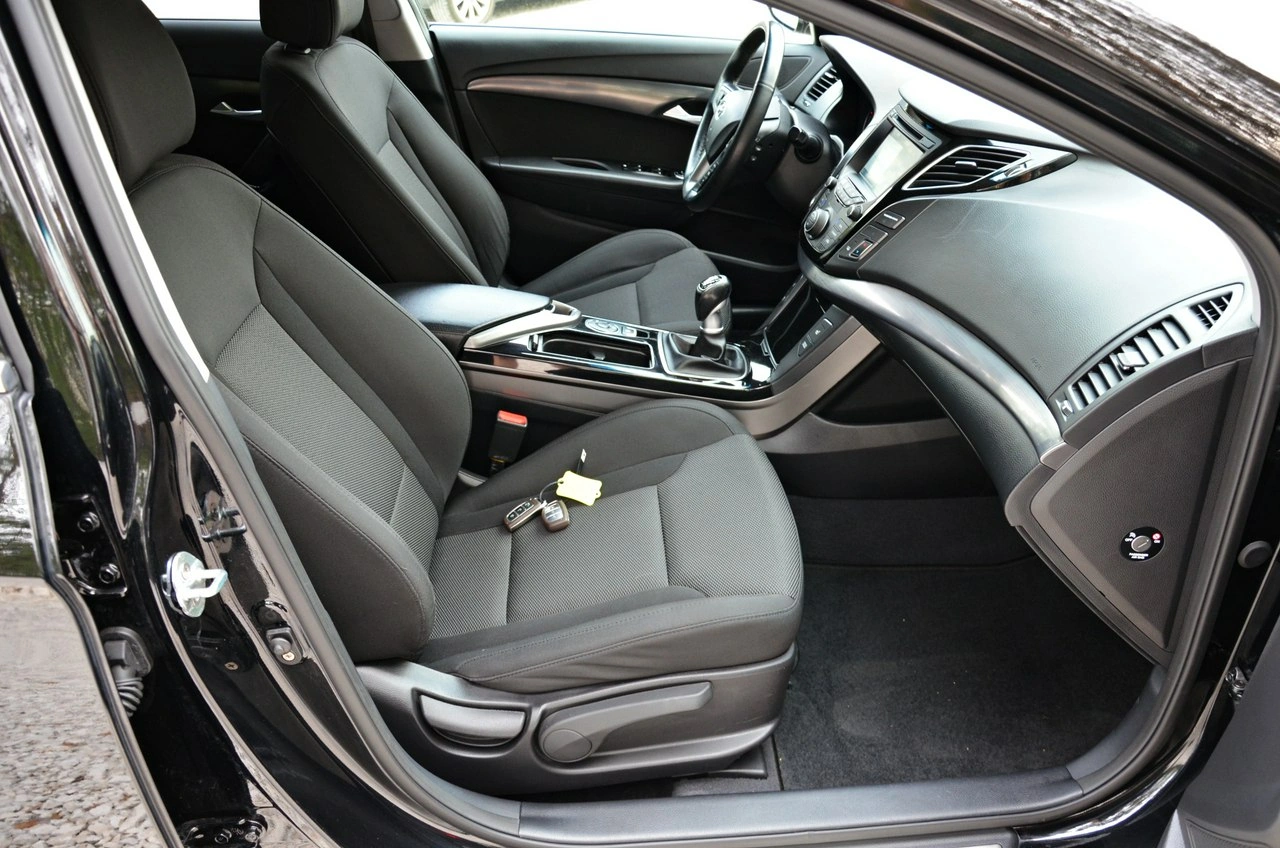 Hyundai i40 - Zdjęcie 36