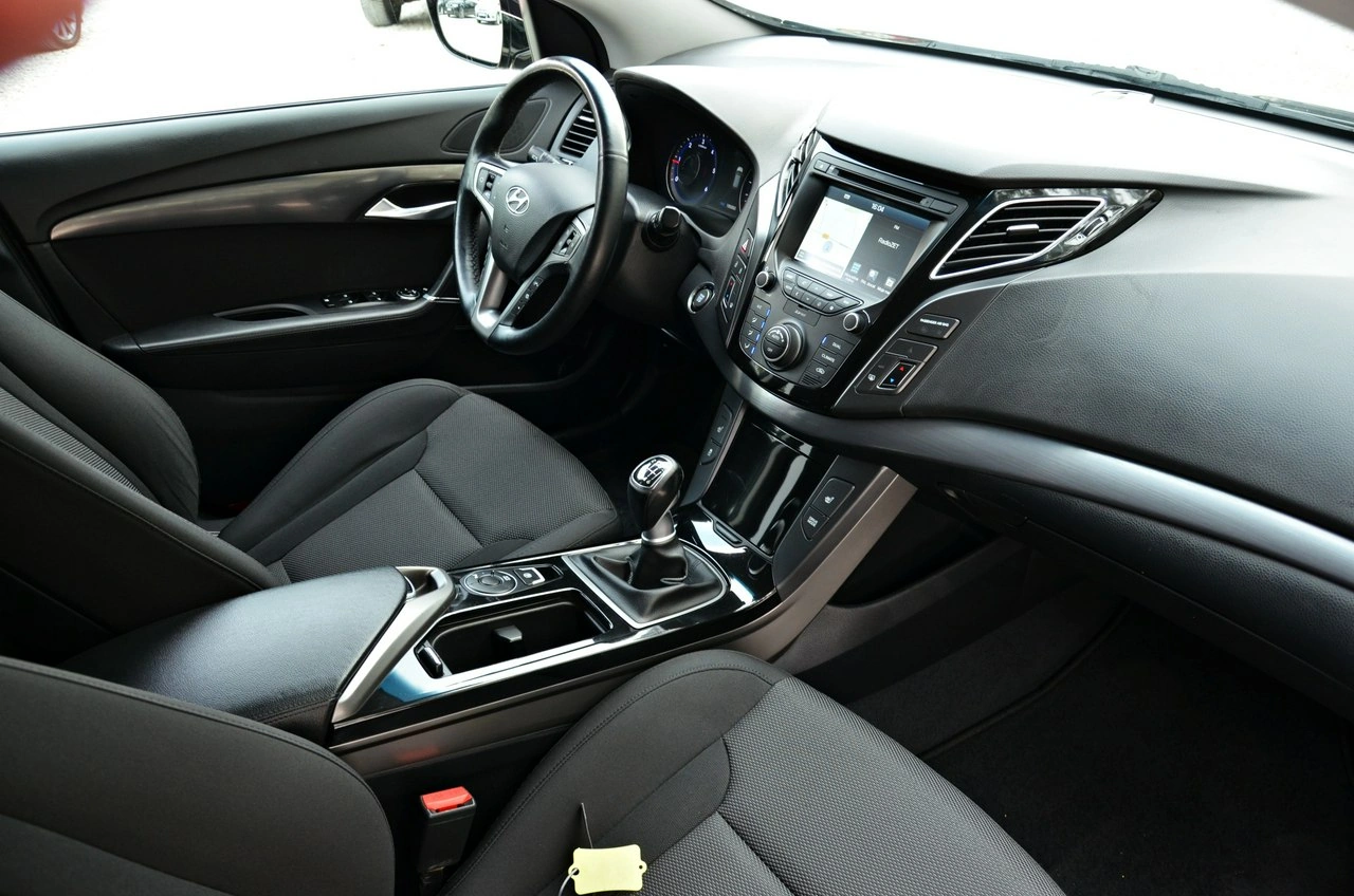 Hyundai i40 - Zdjęcie 37