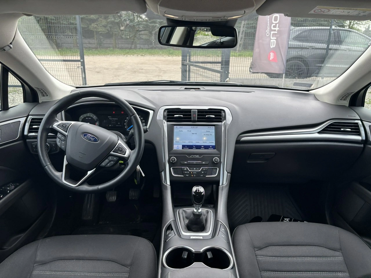 Ford Mondeo - Zdjęcie 19