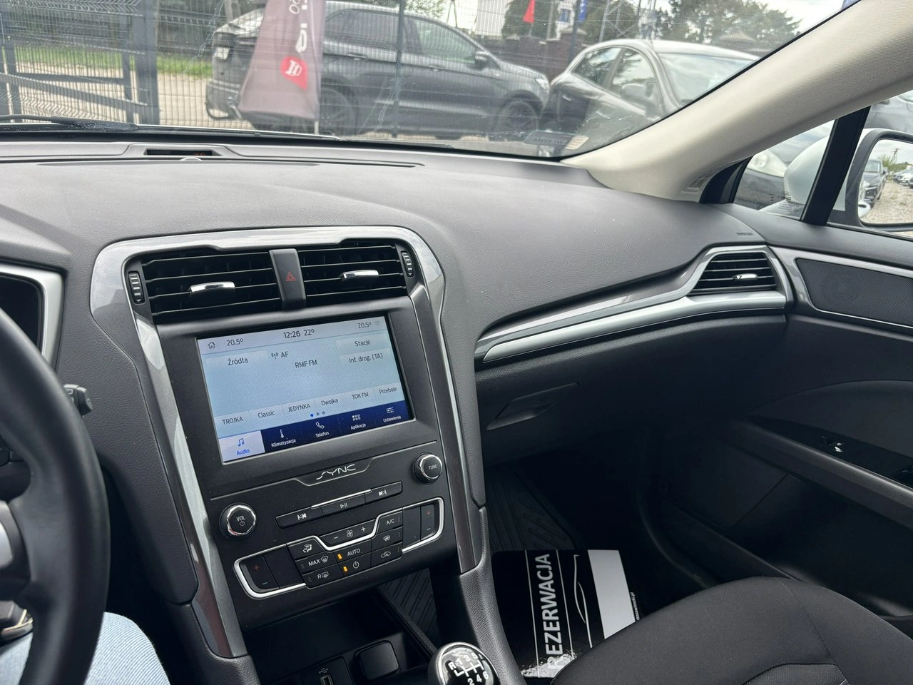 Ford Mondeo - Zdjęcie 22