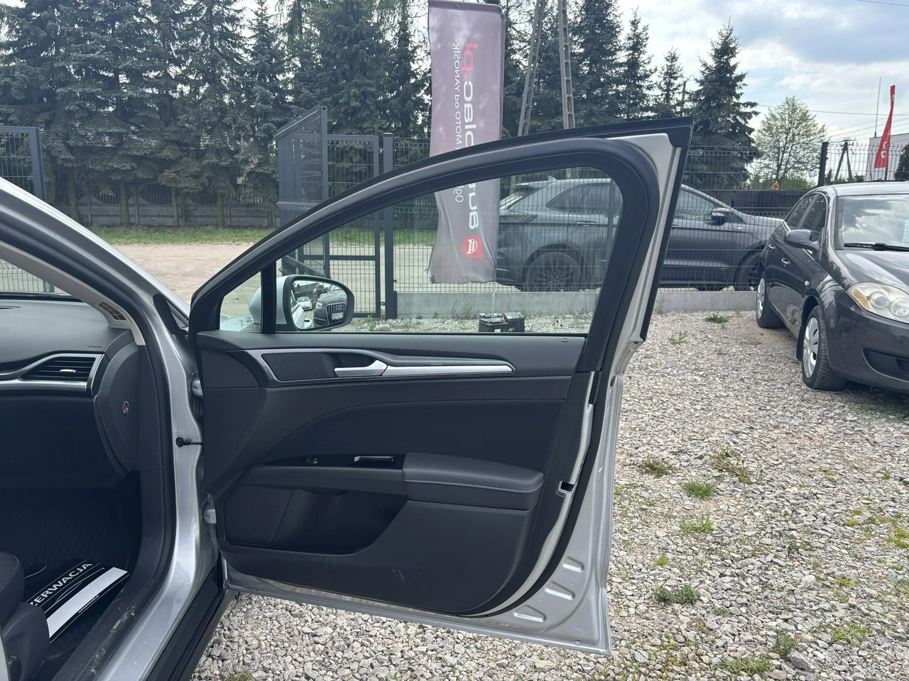 Ford Mondeo - Zdjęcie 33