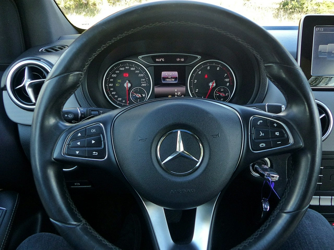 Mercedes B 180 - Zdjęcie 26