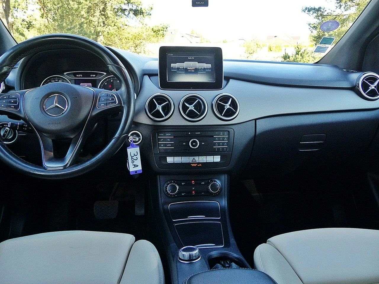 Mercedes B 180 - Zdjęcie 35