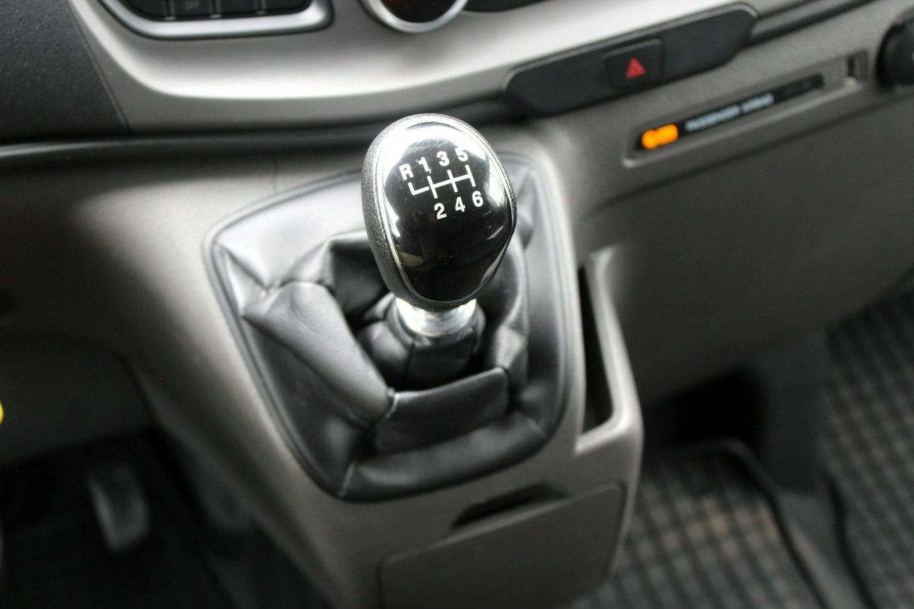 Ford Transit Custom - Zdjęcie 24