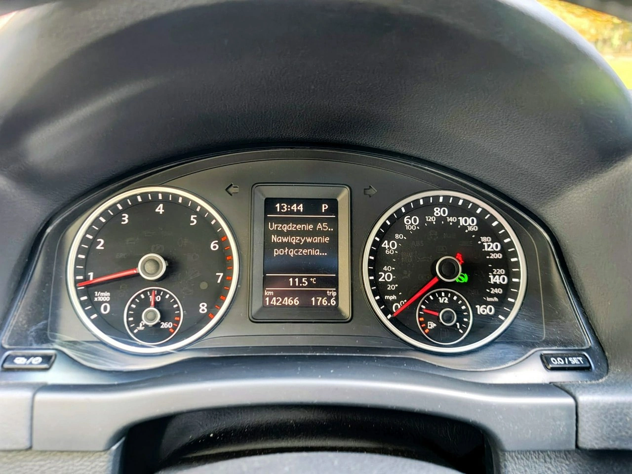 Volkswagen Tiguan - Zdjęcie 16