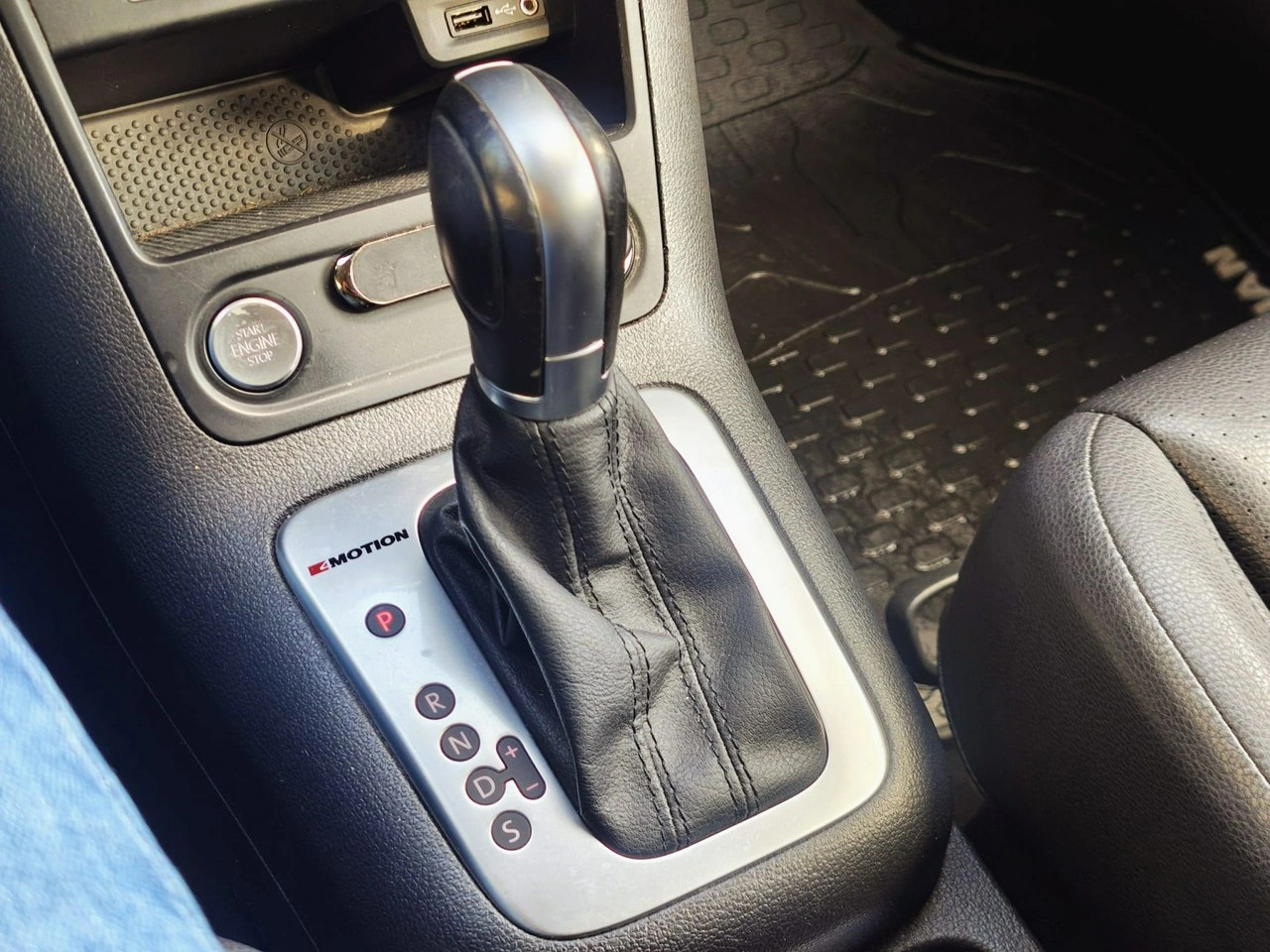 Volkswagen Tiguan - Zdjęcie 18