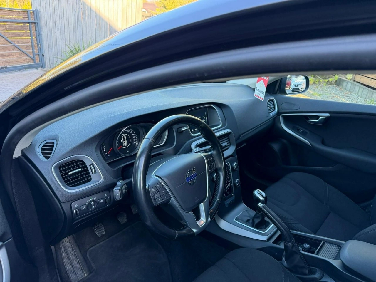 Volvo V40 - Zdjęcie 9