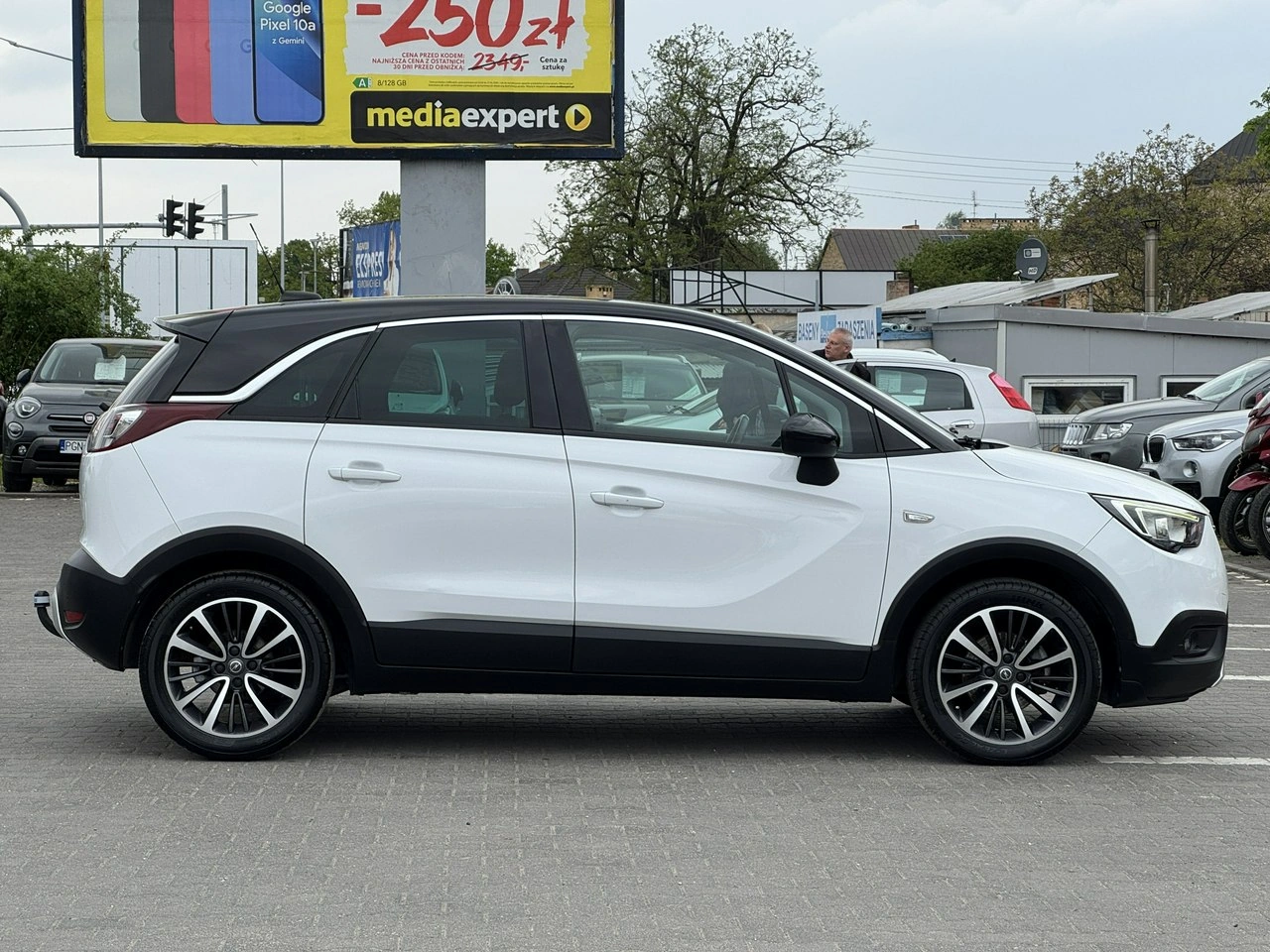 Opel Crossland X - Zdjęcie 10