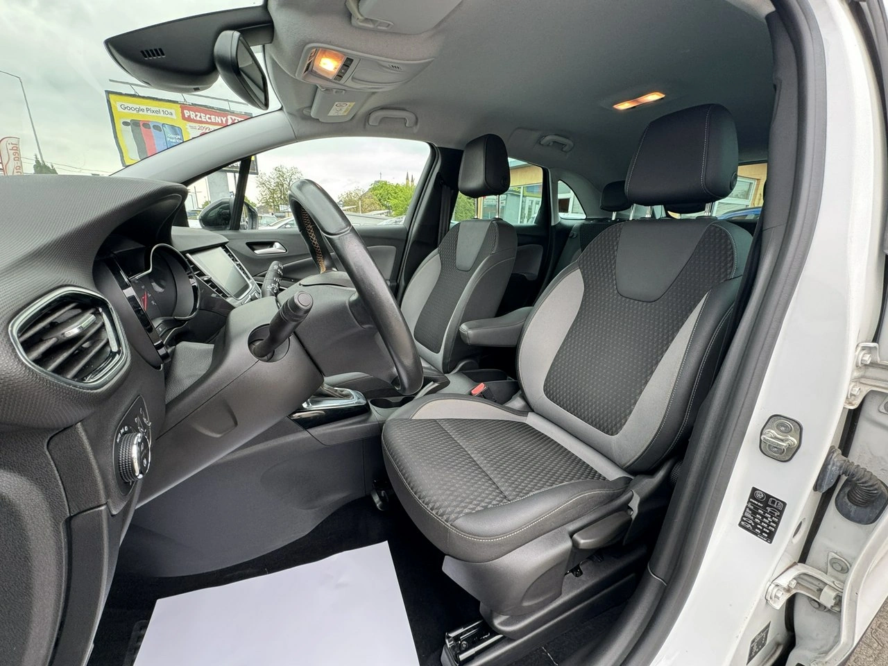 Opel Crossland X - Zdjęcie 12