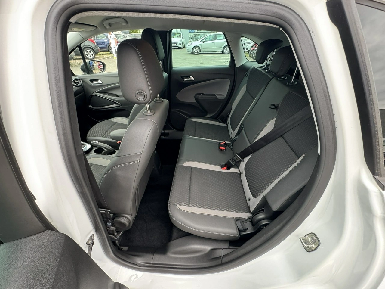 Opel Crossland X - Zdjęcie 14