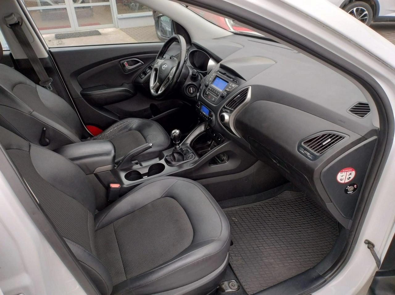 Hyundai ix35 - Zdjęcie 10