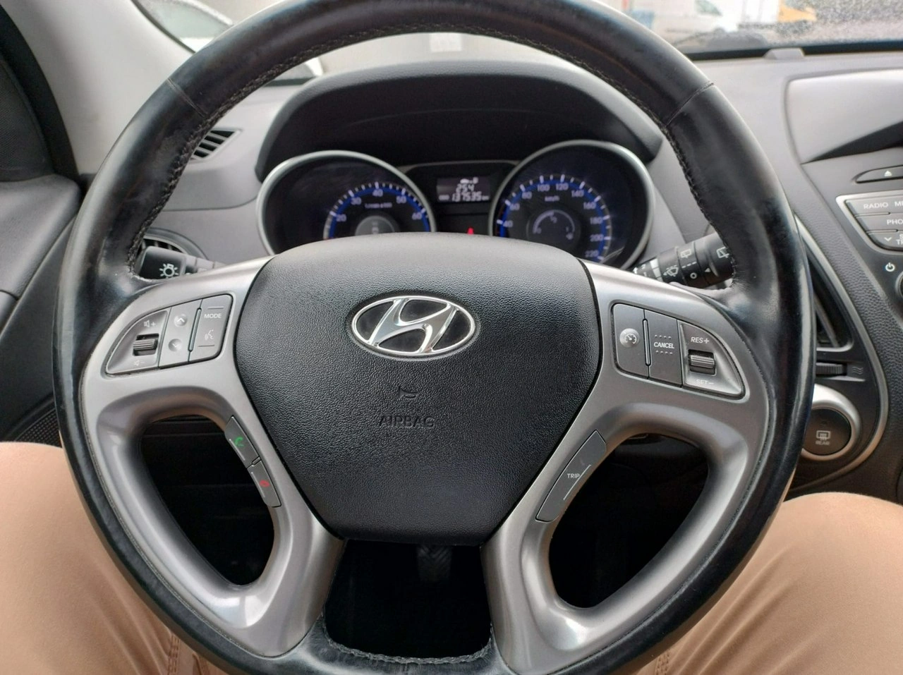 Hyundai ix35 - Zdjęcie 13
