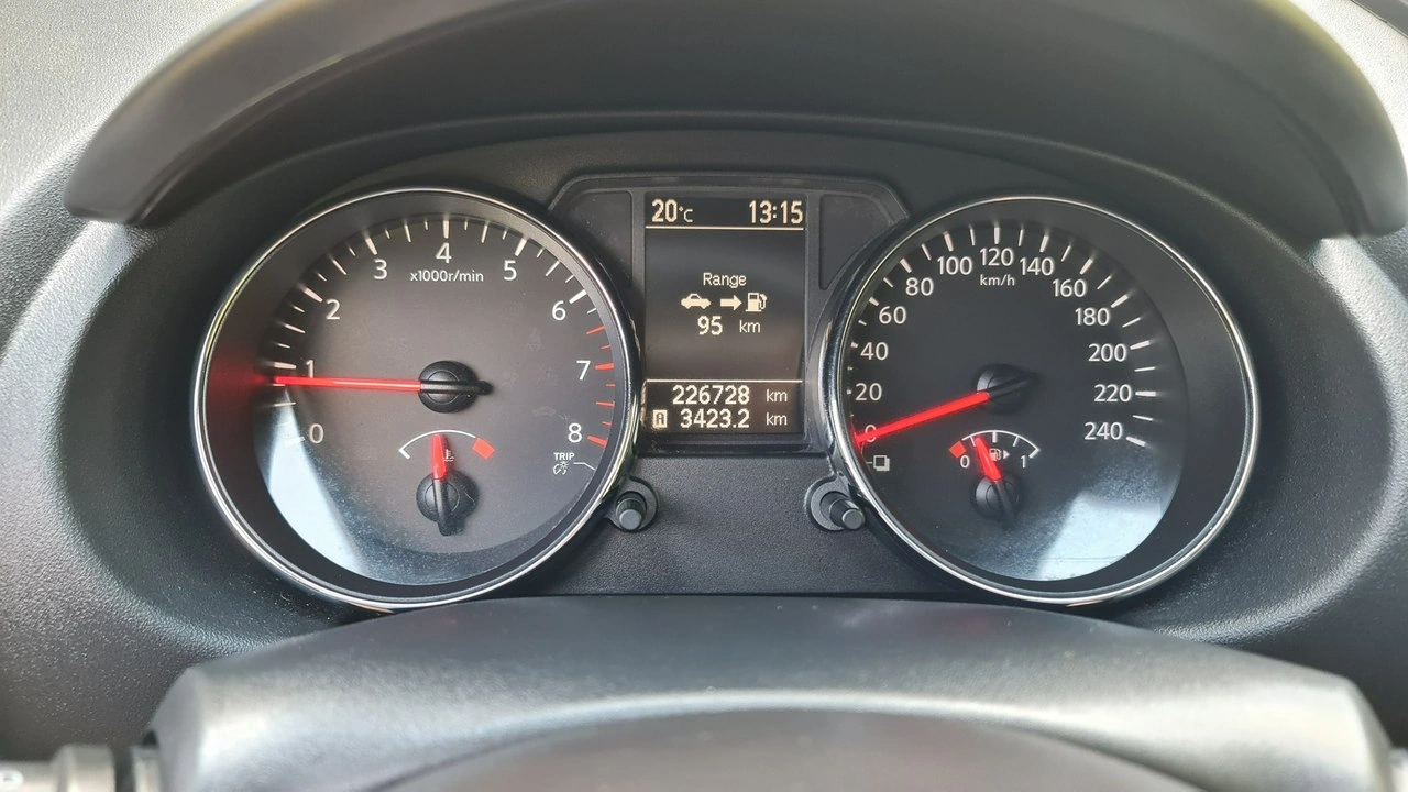 Nissan Qashqai - Zdjęcie 15