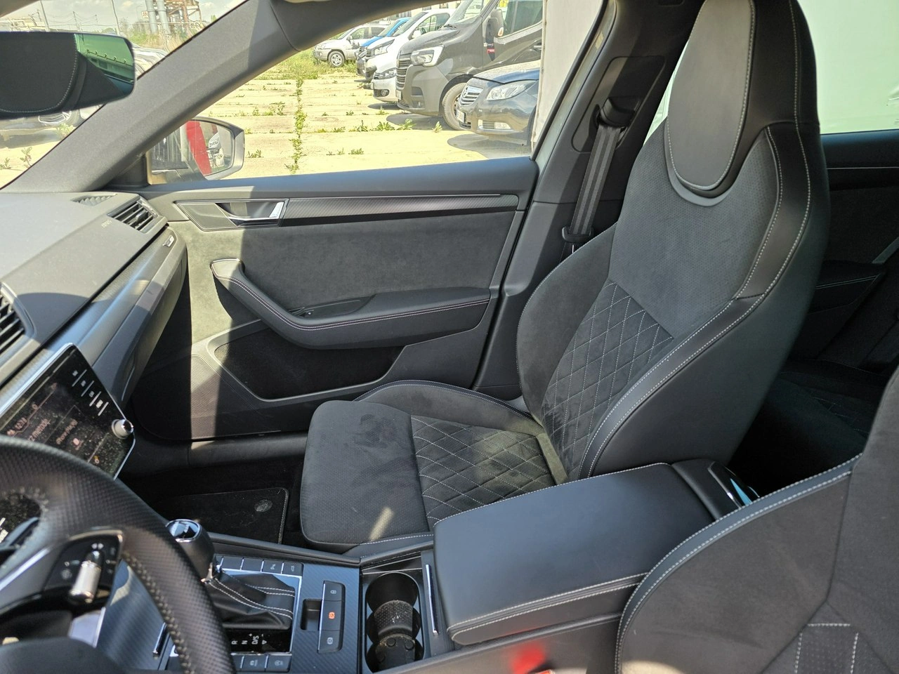 Skoda Superb - Zdjęcie 11