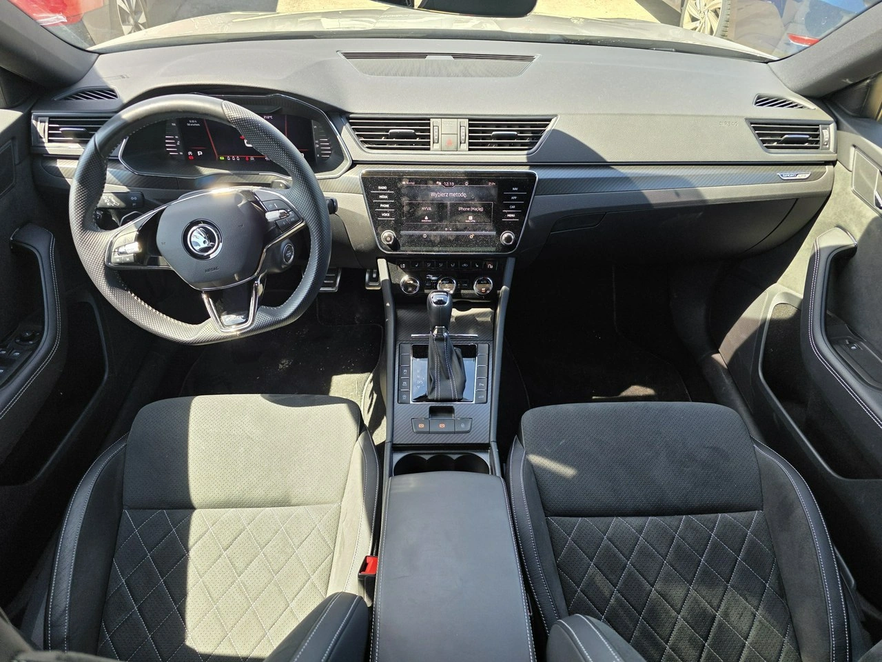Skoda Superb - Zdjęcie 13