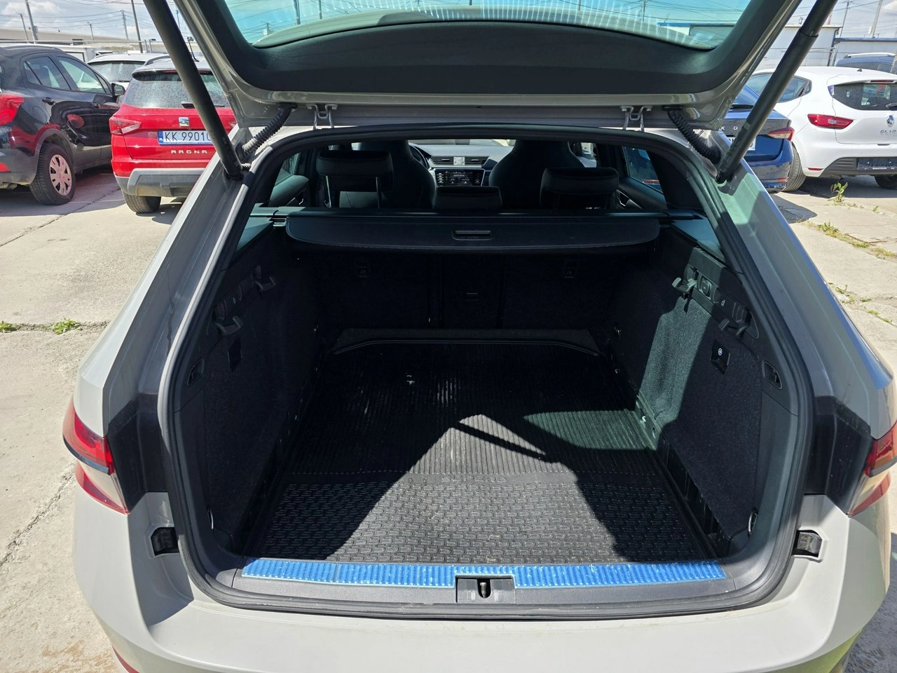 Skoda Superb - Zdjęcie 6