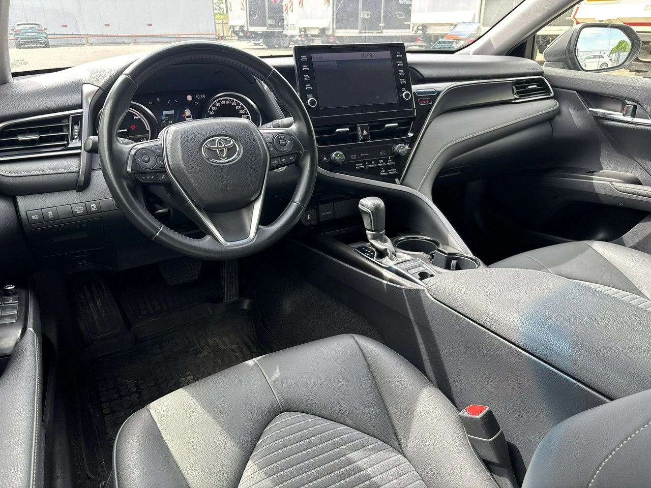 Toyota Camry - Zdjęcie 12