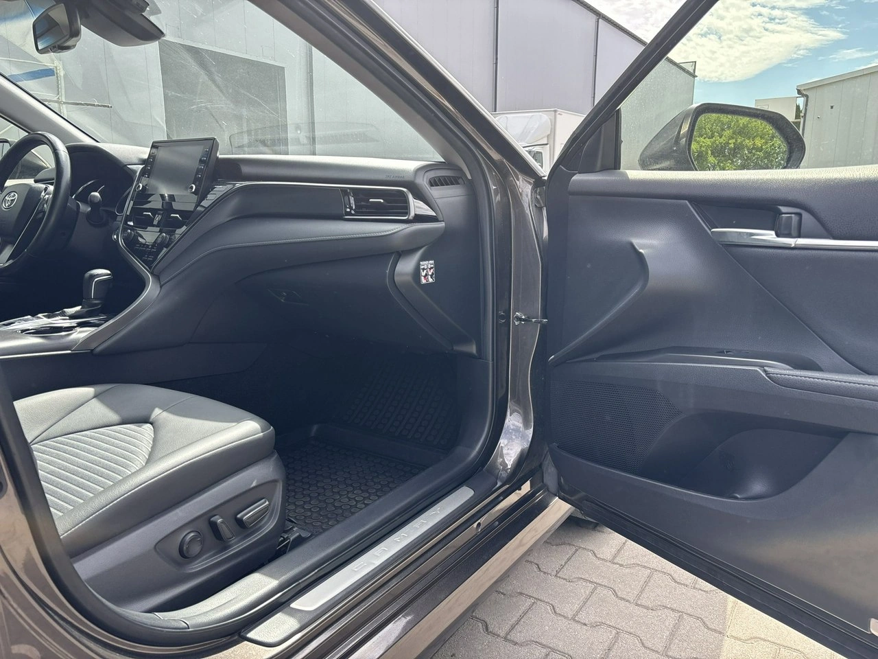 Toyota Camry - Zdjęcie 15
