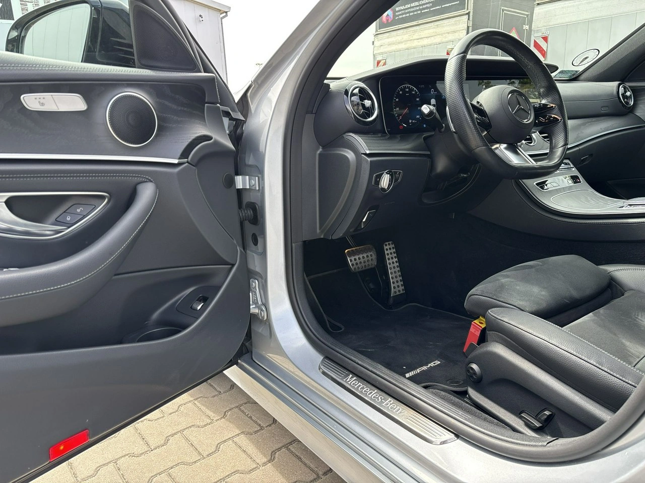 Mercedes E 300 - Zdjęcie 9