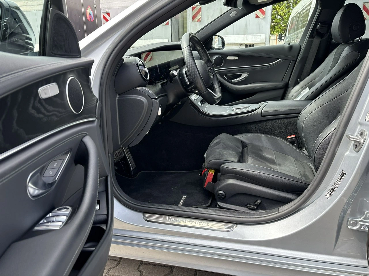 Mercedes E 300 - Zdjęcie 10