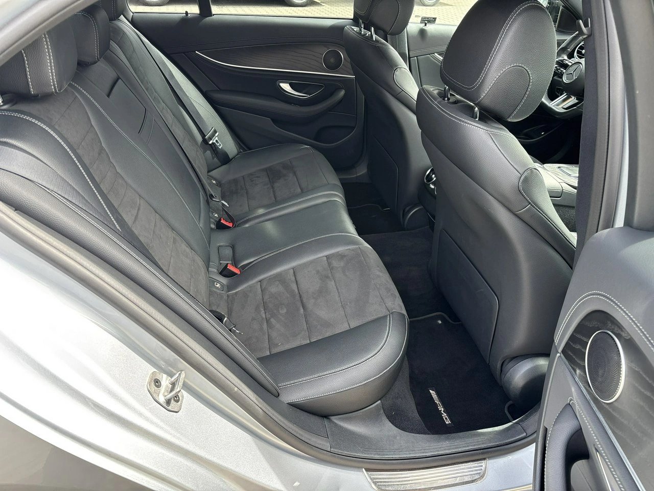 Mercedes E 300 - Zdjęcie 14
