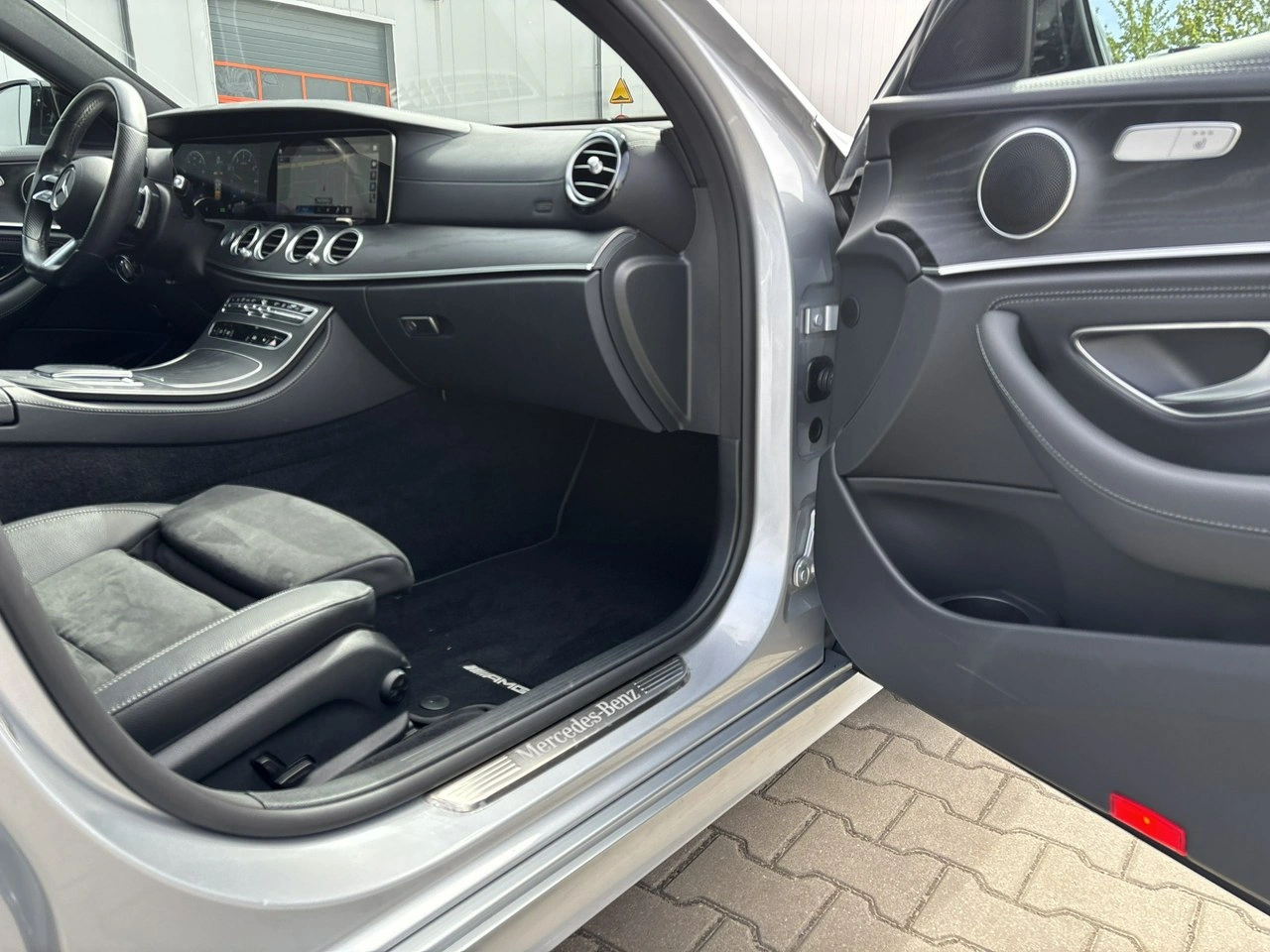Mercedes E 300 - Zdjęcie 16