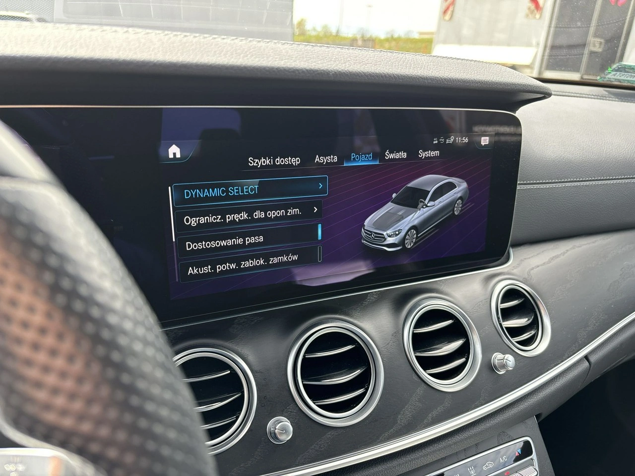 Mercedes E 300 - Zdjęcie 24