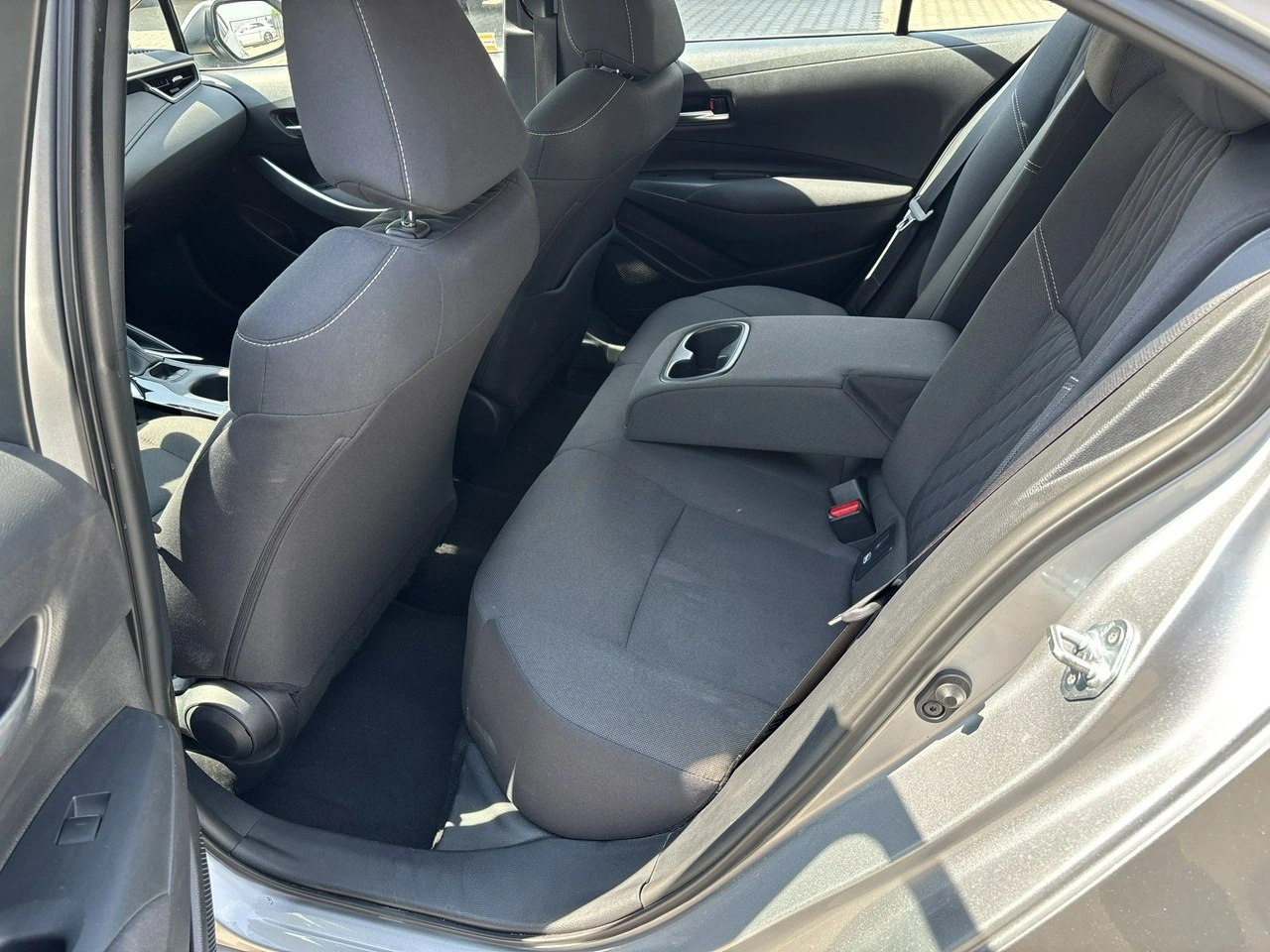 Toyota Corolla - Zdjęcie 11