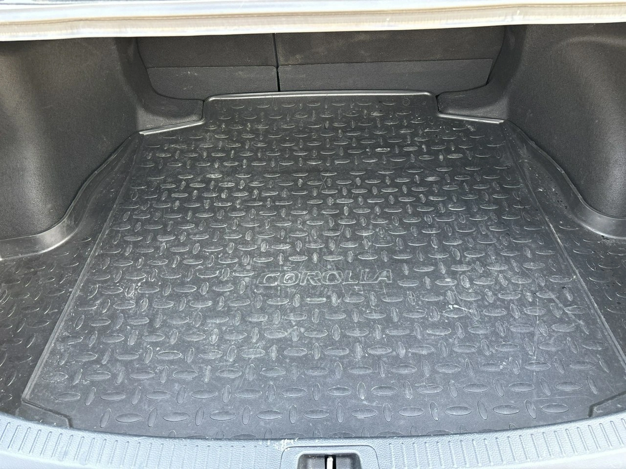 Toyota Corolla - Zdjęcie 13