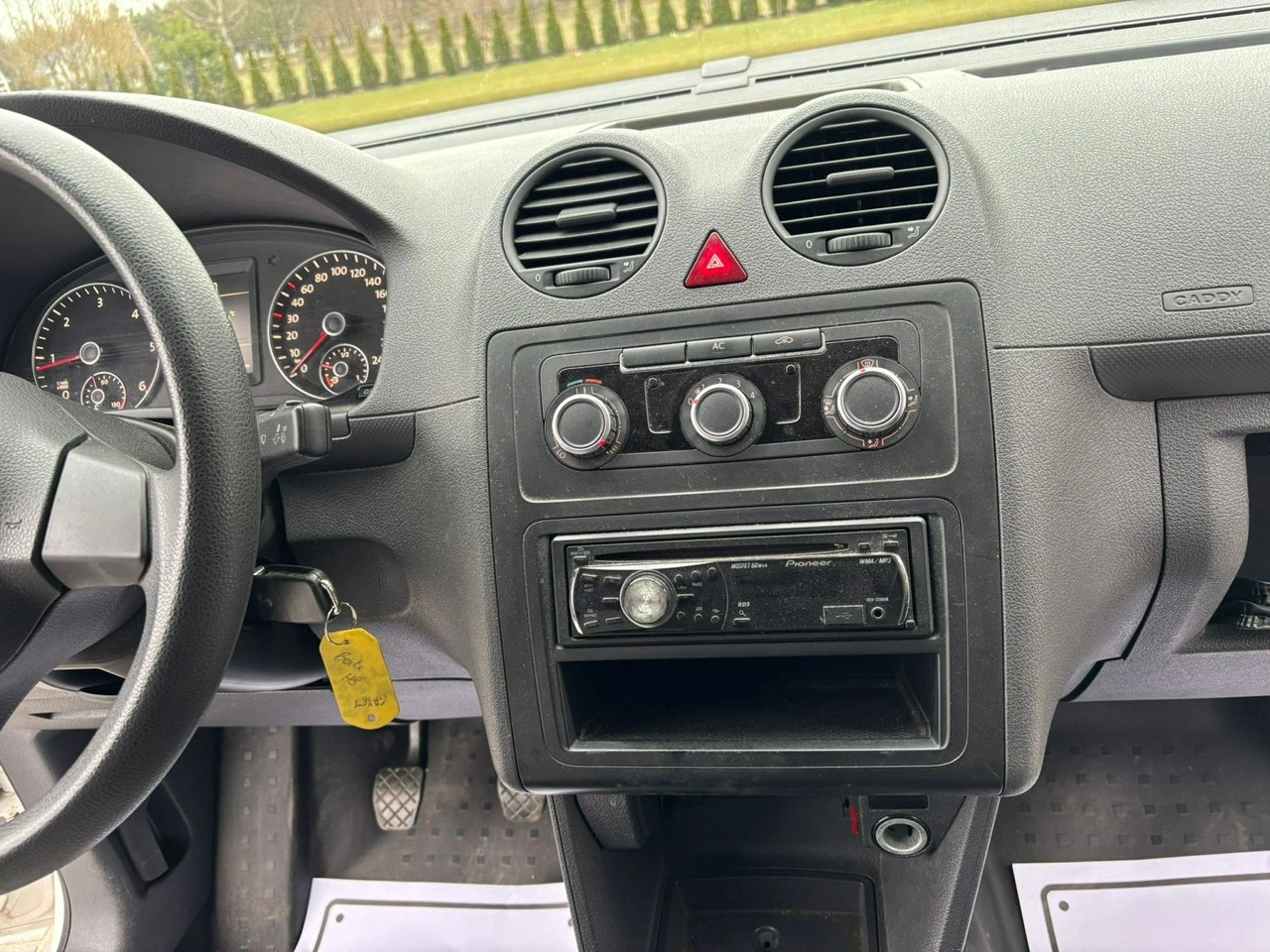 Volkswagen Caddy - Zdjęcie 28