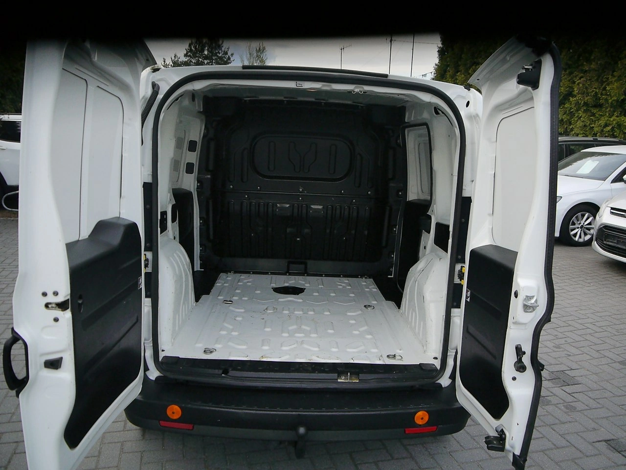 Fiat Doblo - Zdjęcie 17