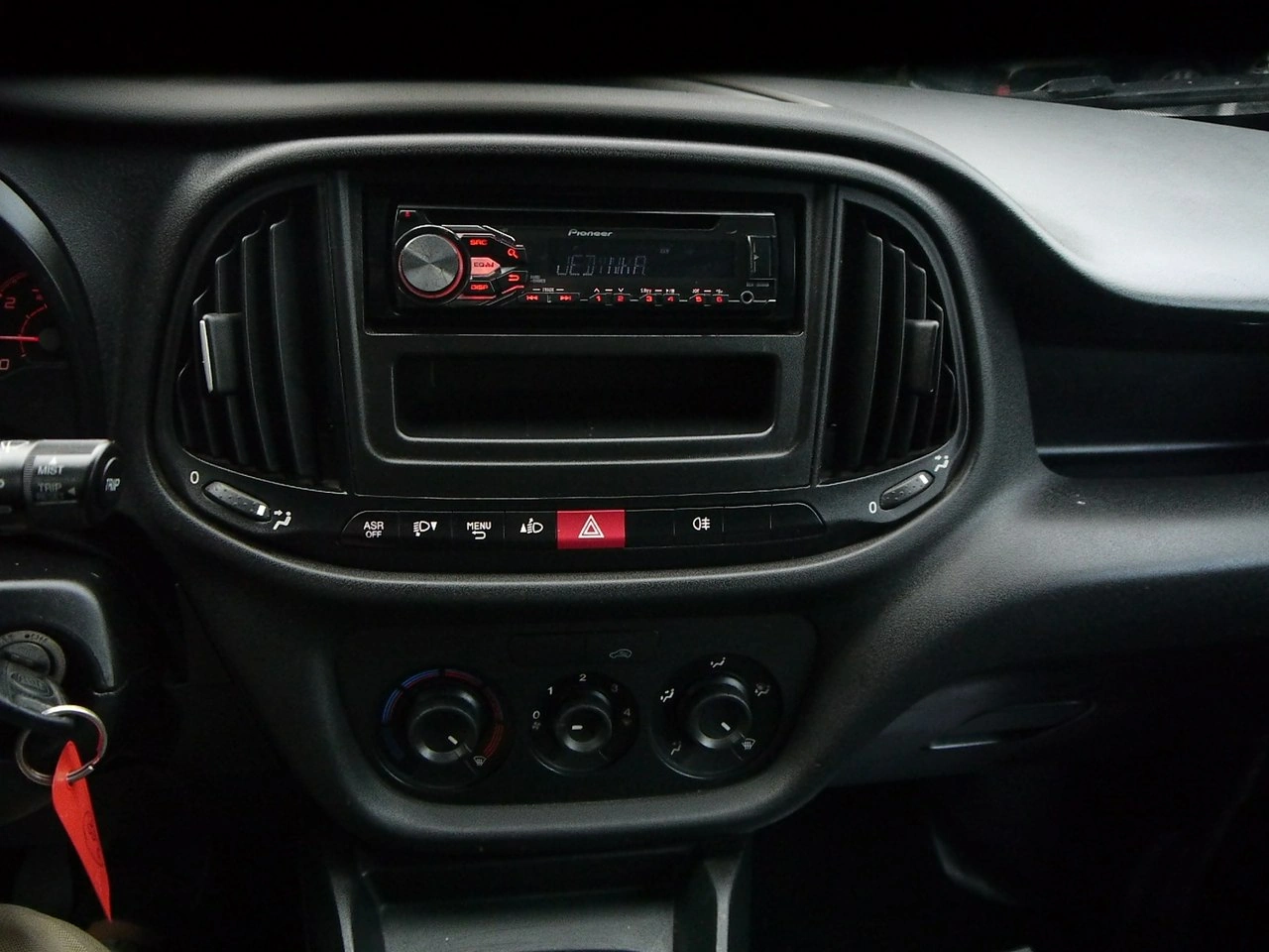 Fiat Doblo - Zdjęcie 24
